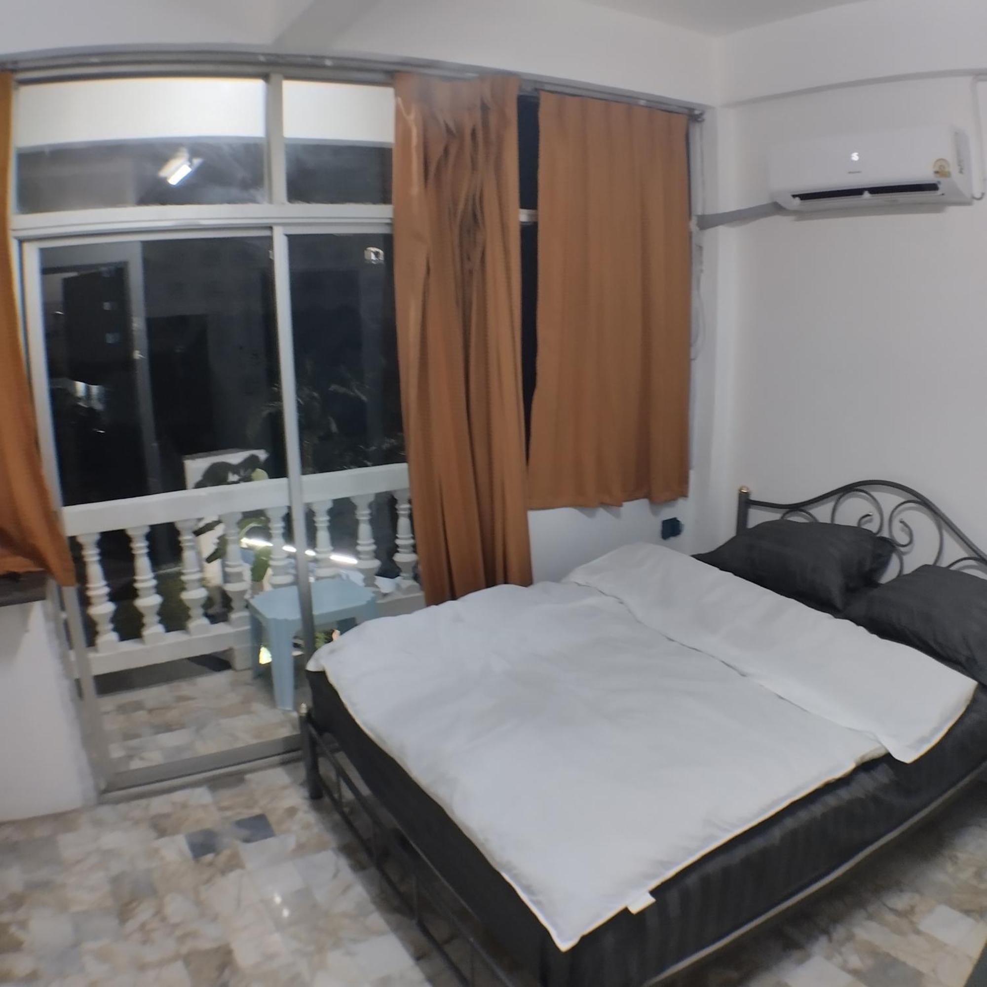 Inn Arunotai Ii - *